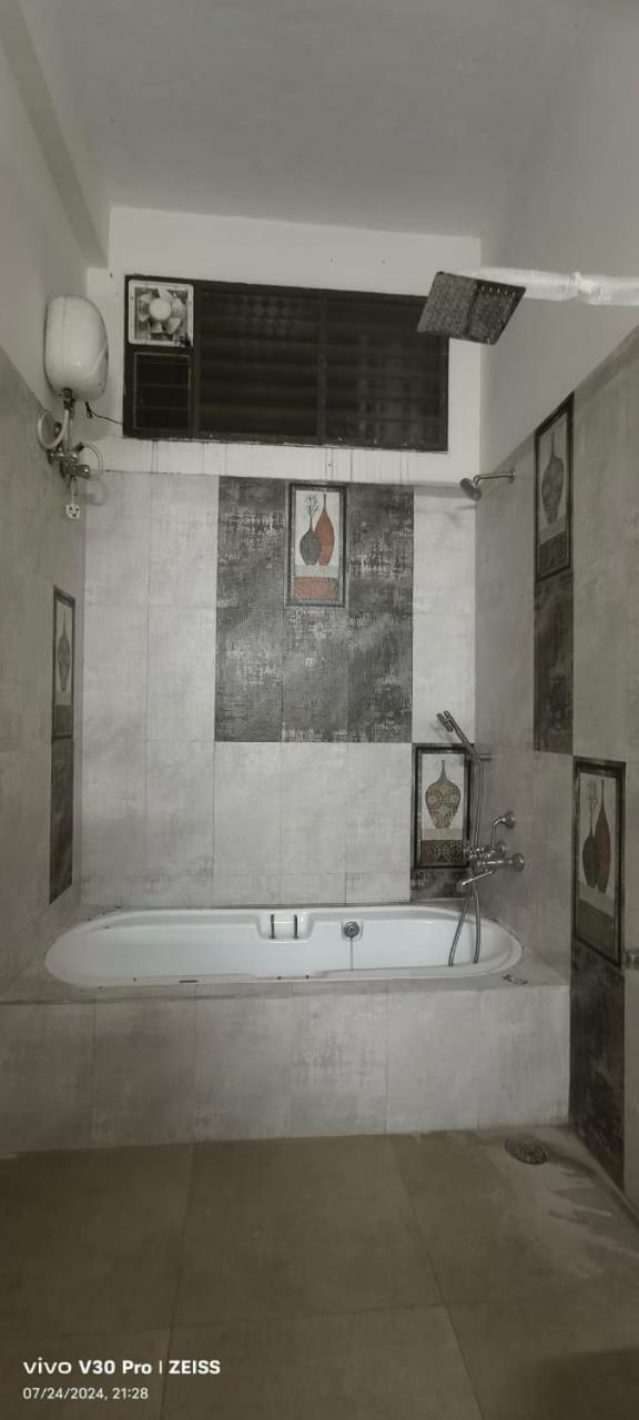The Lake Farm House Villa Chennai Exterior photo